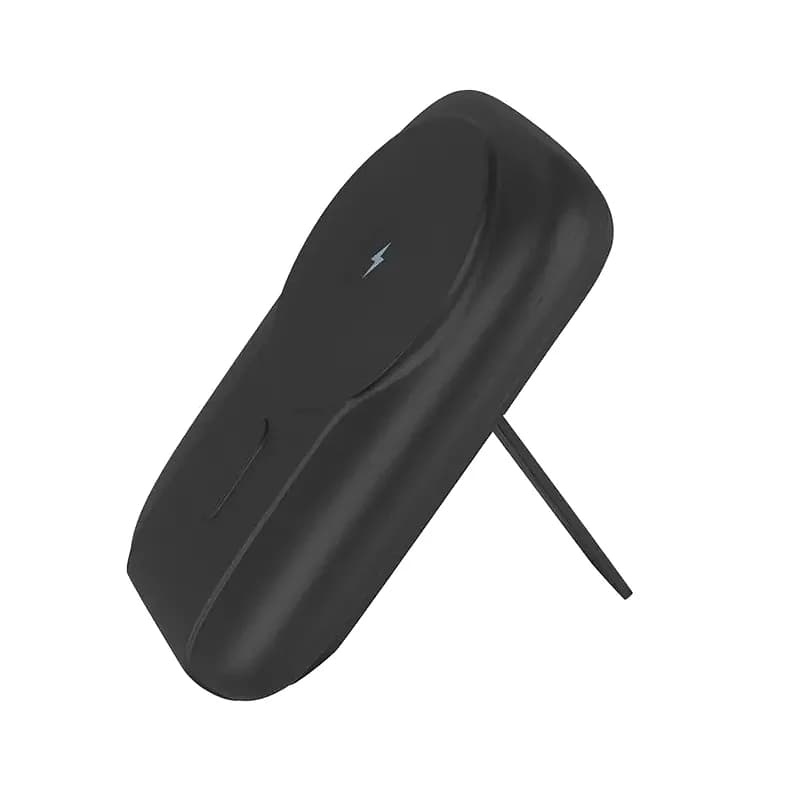Siyah mat promosyon powerbank, ayaklı gövde ve kablosuz şarj simgesi