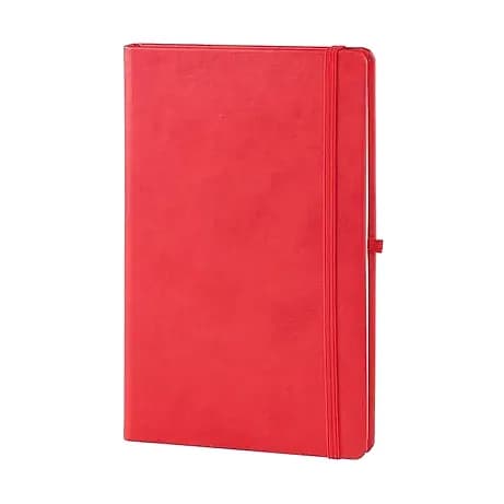 promosyon kırmızı suni deri defter, lastik kapama ve kalem halkası, beyaz fonda çekim