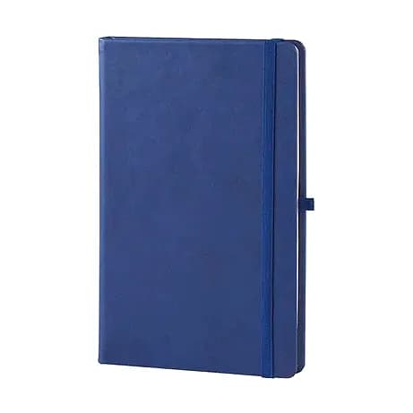 promosyon mavi suni deri defter, lastikli ve kalem halkalı kapak, beyaz fonda çekim