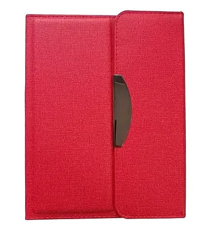 Kırmızı kumaş kaplı organizer defter, kapakta toka ve siyah kalem yuvası; promosyon ürünü