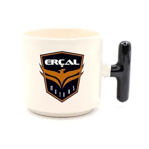 Siyah Kulplu Porselen Latte Fincanı, Geniş Ağız — logo baskılı promosyon seçeneği